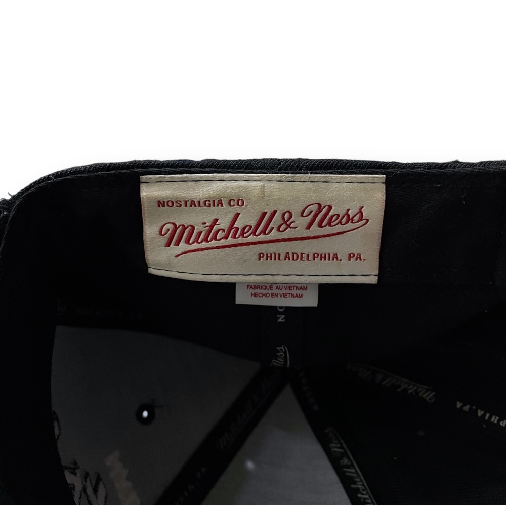 Mitchell & Ness NBA Brooklyn Nets Adjustable Leather Strap Hat‎ Wool Blend OSFM - Picture 6 of 7